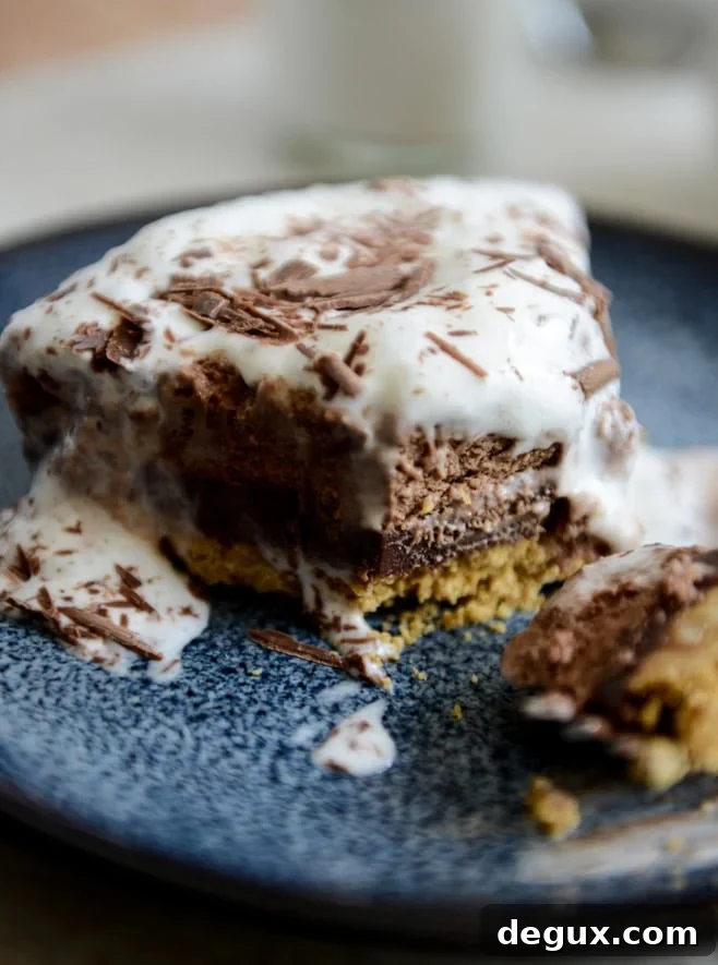 Chocolate Peanut Butter Truffle Pie I howsweeteats.com Chocolate Peanut Butter Truffle Pie I howsweeteats.com