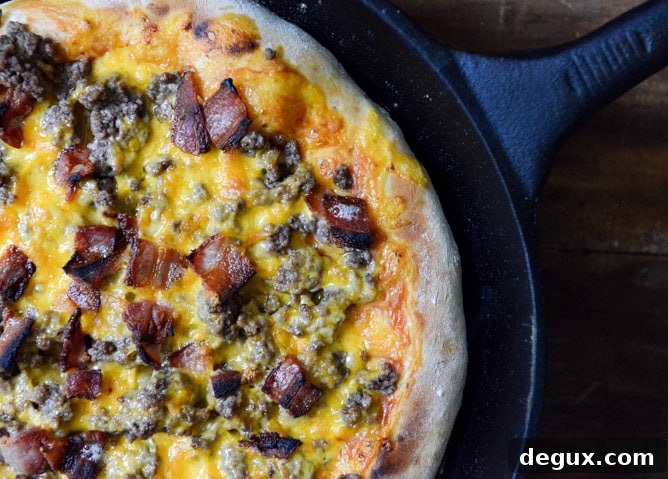 Bacon Cheeseburger Skillet Pizza I howsweeteats.com Bacon Cheeseburger Skillet Pizza I howsweeteats.com