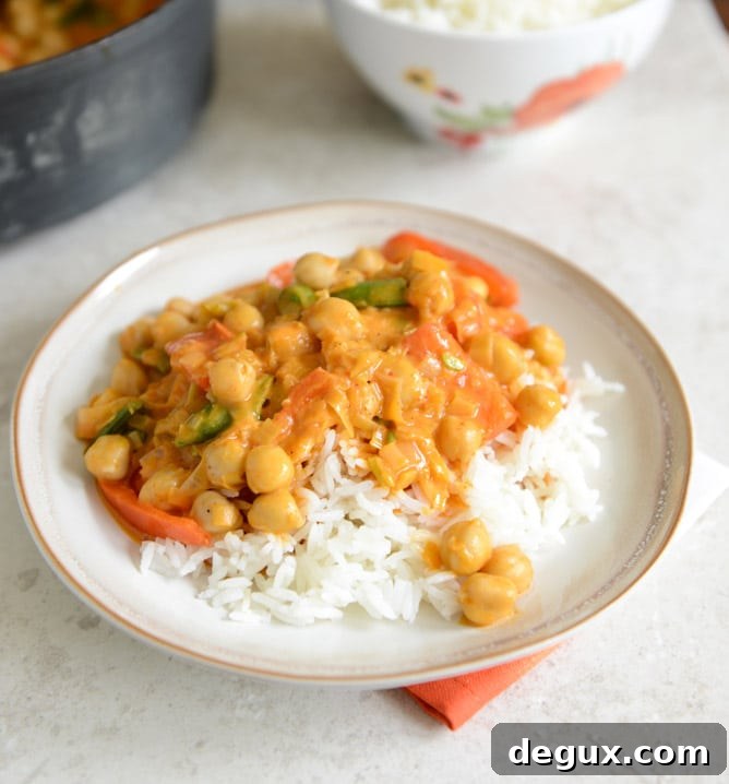 Easy Thai Chickpea Curry with Coconut Rice I howsweeteats.com
