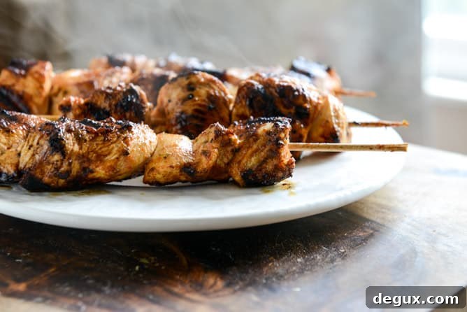 Chipotle Lime Grilled Chicken Skewers with Avocado Ranch I howsweeteats.com