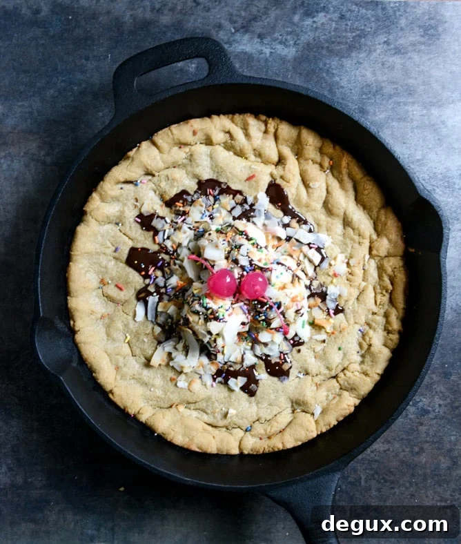 Peanut Butter Skillet Cookie I howsweeteats.com Peanut Butter Skillet Cookie I howsweeteats.com