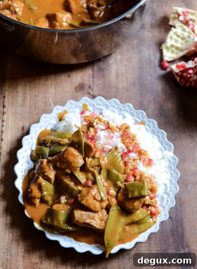 Thai Curry Pomegranate Chicken I howsweeteats.com Thai Curry Pomegranate Chicken I howsweeteats.com