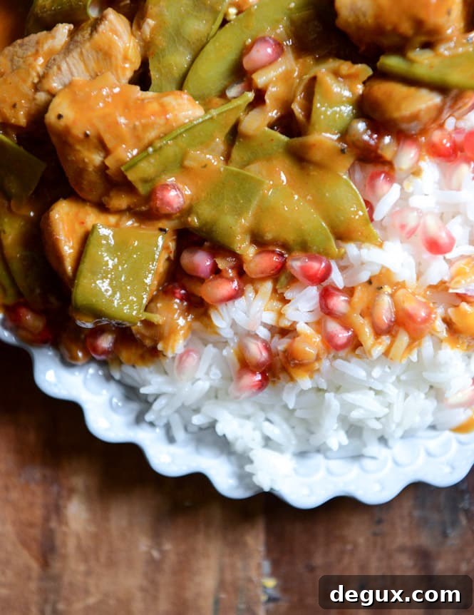 Thai Curry Pomegranate Chicken I howsweeteats.com Thai Curry Pomegranate Chicken I howsweeteats.com