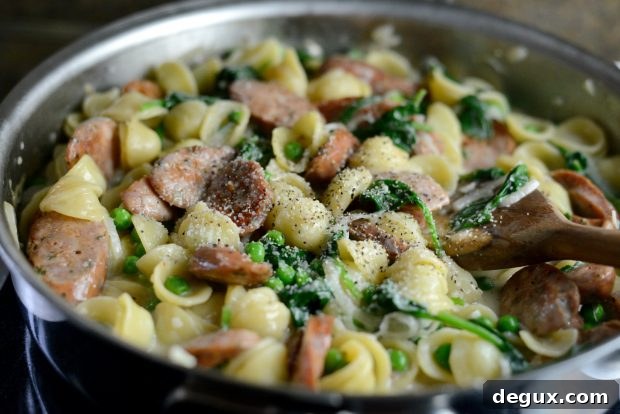 Creamy One-Pan Orecchiette Pasta Recipe 17 One-Pan Creamy Orecchiette Pasta l SimplyScratch (16)