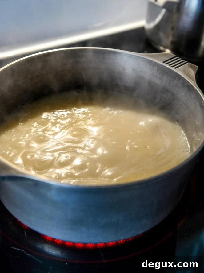 How To Make Gravy - Step by Step I howsweeteats.com