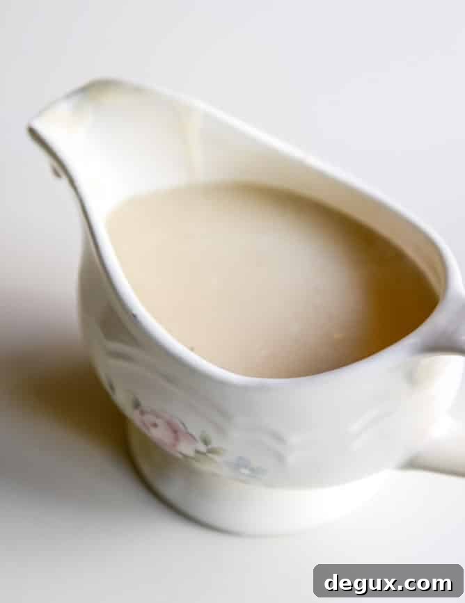 How To Make Gravy - Step by Step I howsweeteats.com