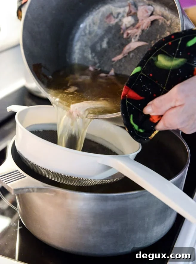 How To Make Gravy - Step by Step I howsweeteats.com