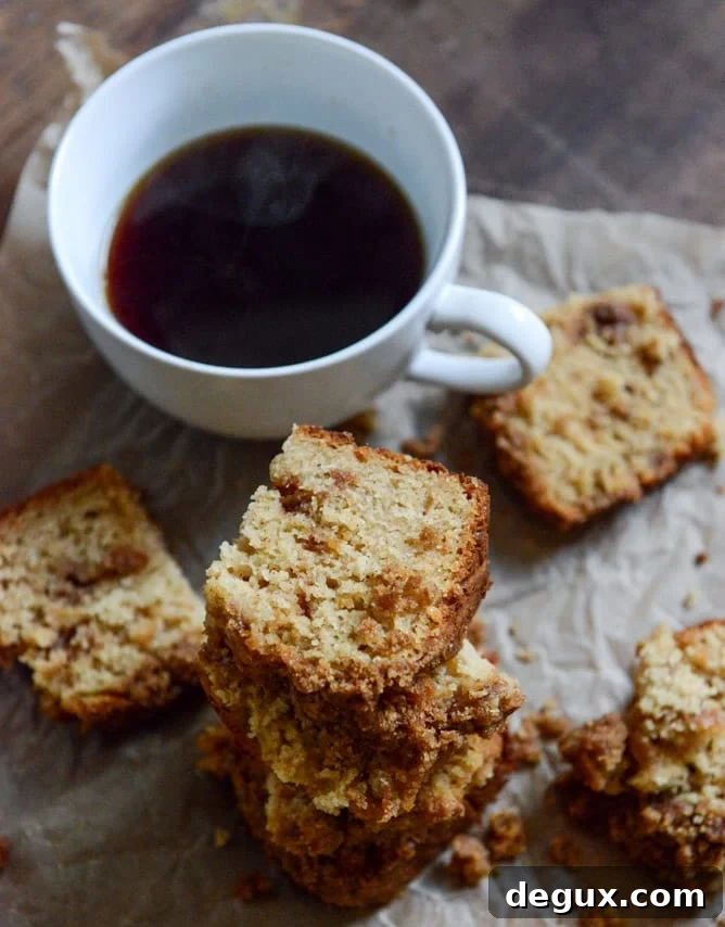 Pomegranate Molasses Coffee Cake I howsweeteats.com Pomegranate Molasses Coffee Cake I howsweeteats.com
