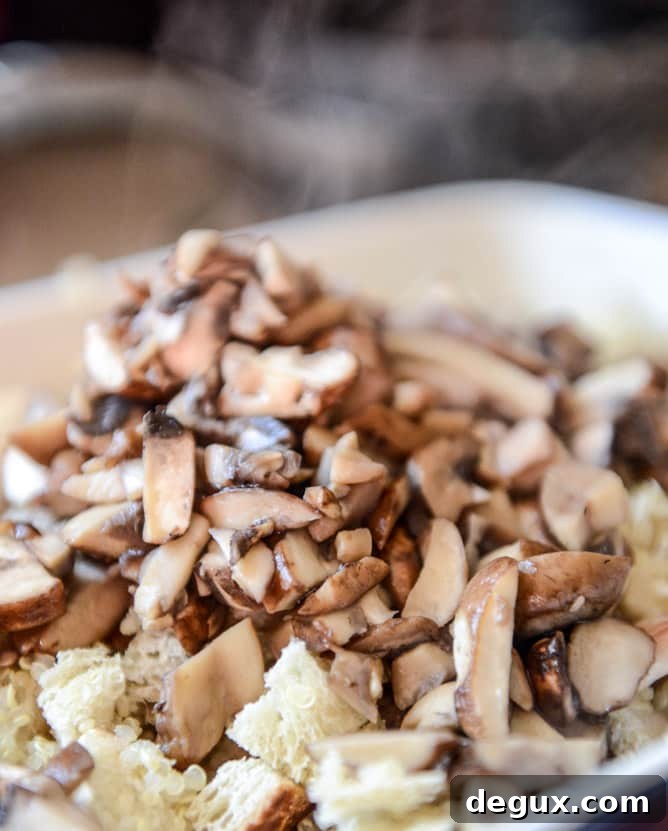 Pretzel Bread Quinoa Stuffing with Garlic Butter Mushrooms I howsweeteats.com