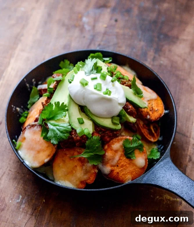 sweet potato chili cheese fries I howsweeteats.com