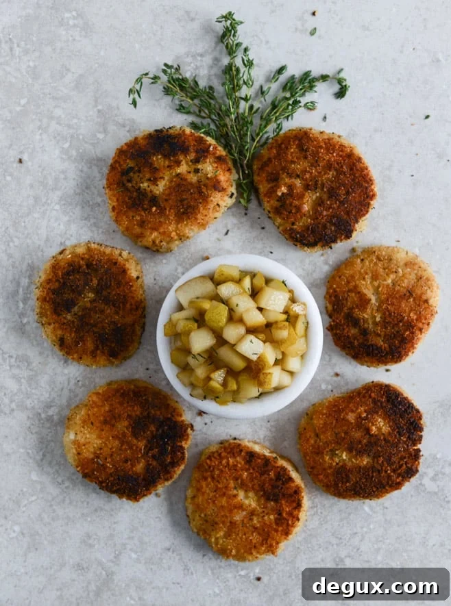 Crispy Goat Cheese Risotto Cakes with Vanilla Salted Winter Pears I howsweeteats.com Crispy Goat Cheese Risotto Cakes with Vanilla Salted Winter Pears I howsweeteats.com