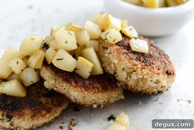 Crispy Goat Cheese Risotto Cakes with Vanilla Salted Winter Pears I howsweeteats.com Crispy Goat Cheese Risotto Cakes with Vanilla Salted Winter Pears I howsweeteats.com
