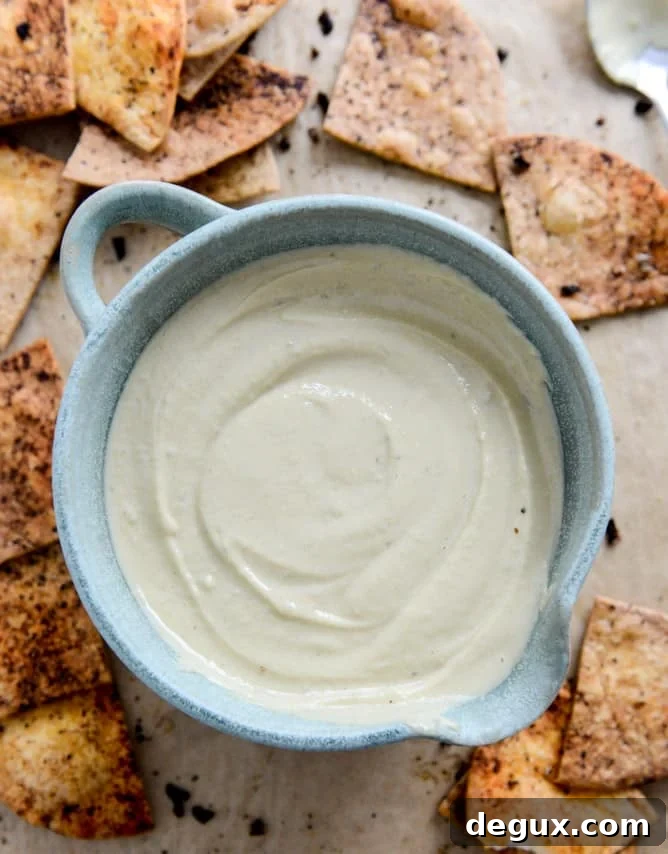 Jalapeño Honey Hummus with Spiced Olive Oil Tortilla Chips I howsweeteats.com