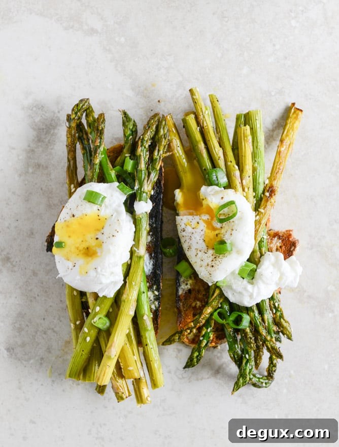 Roasted Sesame Asparagus Toasts with Poached Eggs I howsweeteats.com