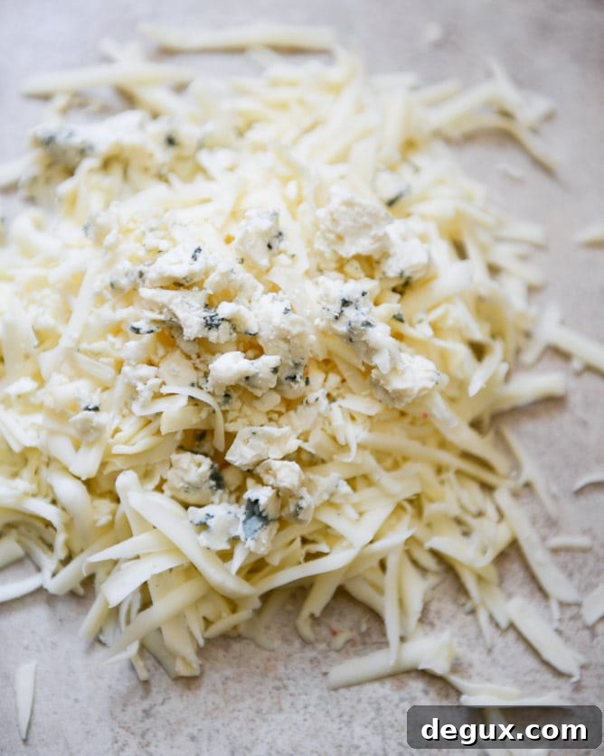 Quattro Formaggi Flatbread I howsweeteats.com