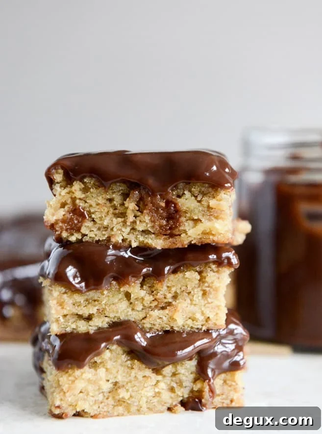 Banana Blondies with Chocolate Peanut Butter Ganache I howsweeteats.com