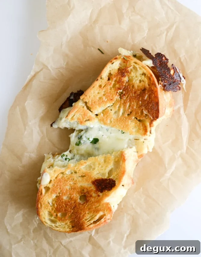 white pizza grilled cheese I howsweeteats.com