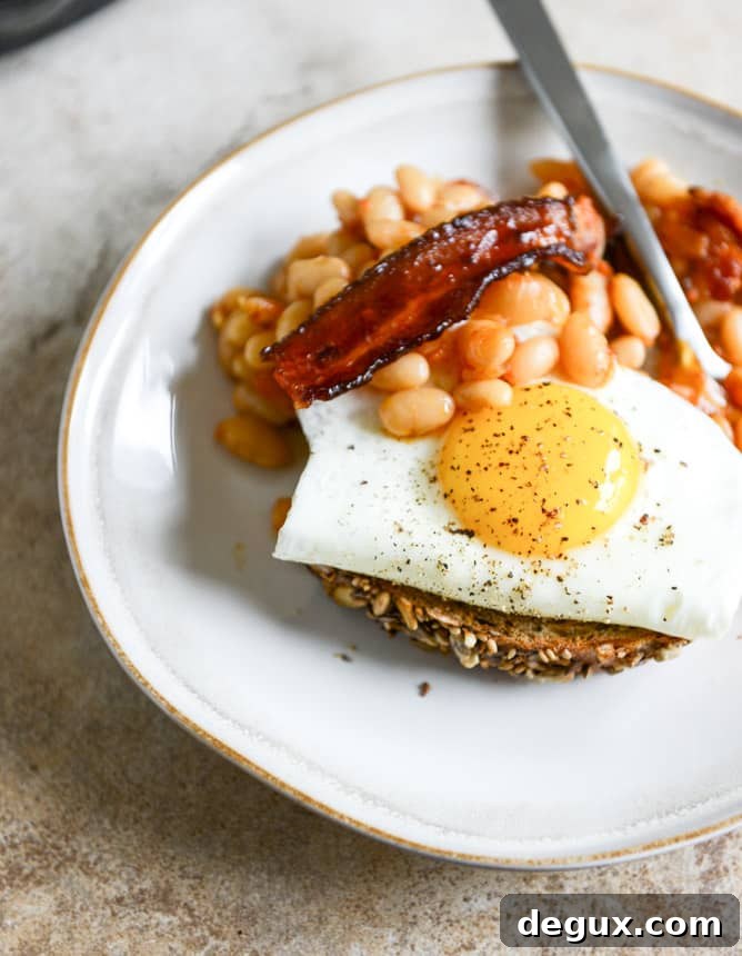 Skillet Baked White Beans. (on toast!) I howsweeteats.com