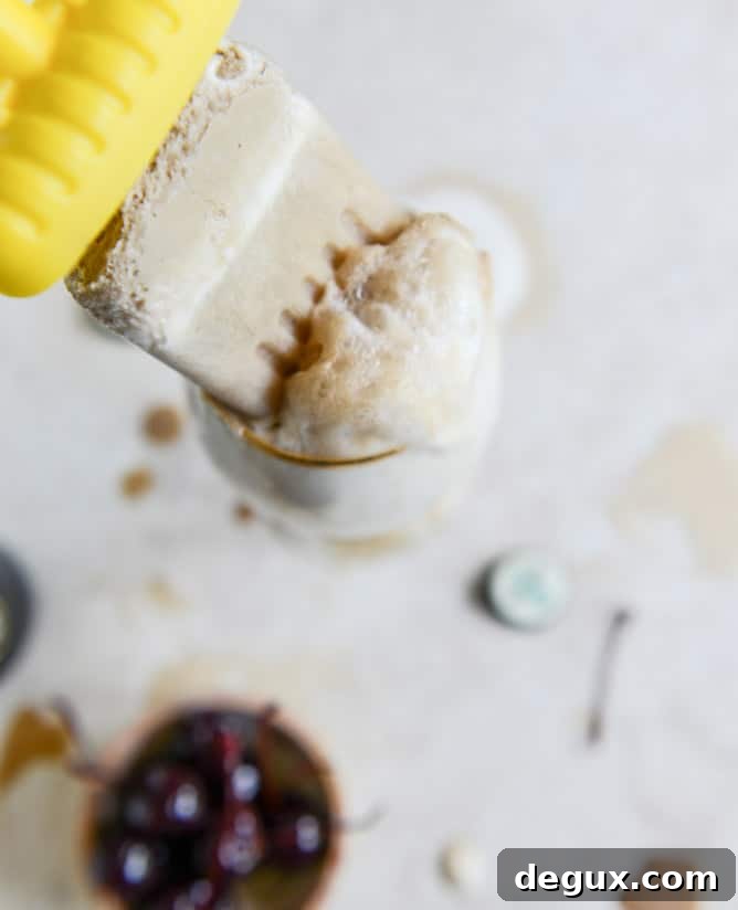 Root Beer Float Popsicles: Creamy Homemade Summer Treats 8 root beer floatsicles I howsweeteats.com