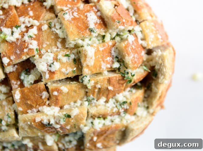 white pizza pull-apart bread I howsweeteats.com