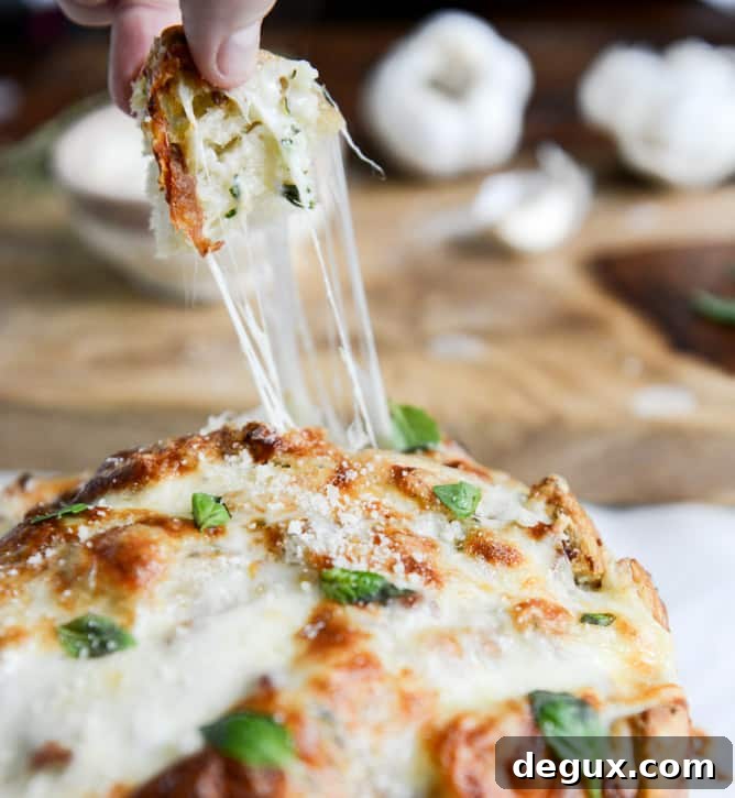 white pizza pull-apart bread I howsweeteats.com