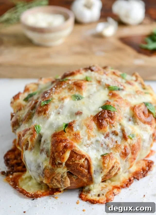 white pizza pull-apart bread I howsweeteats.com