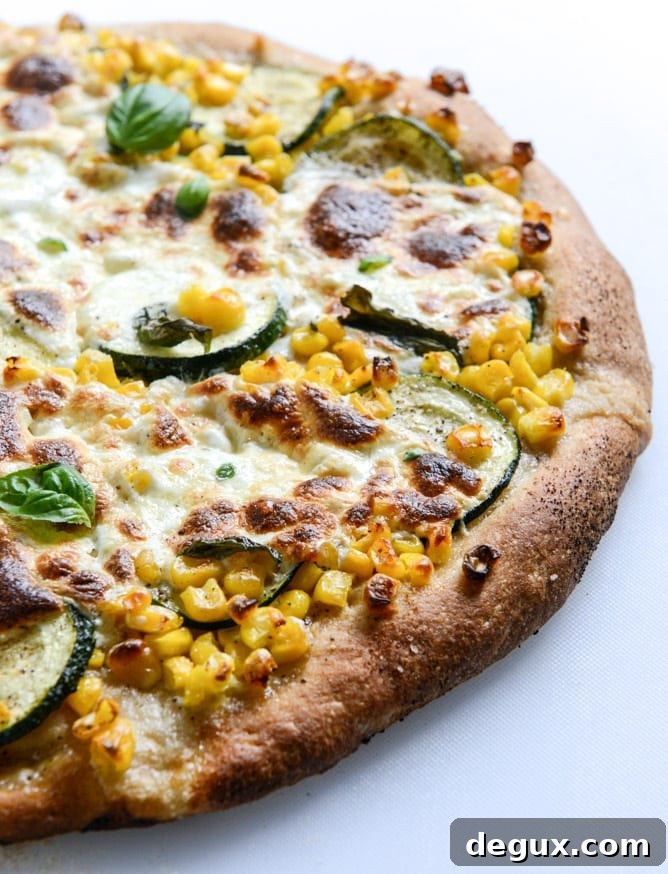 sweet corn, zucchini and fresh mozzarella pizza I howsweeteats.com
