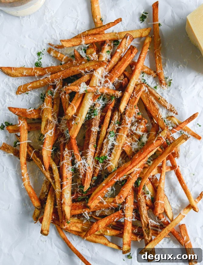 Herb-Salted Garlic Parmesan Fries 8 herb salted garlic parmesan french fries I howsweeteats.com