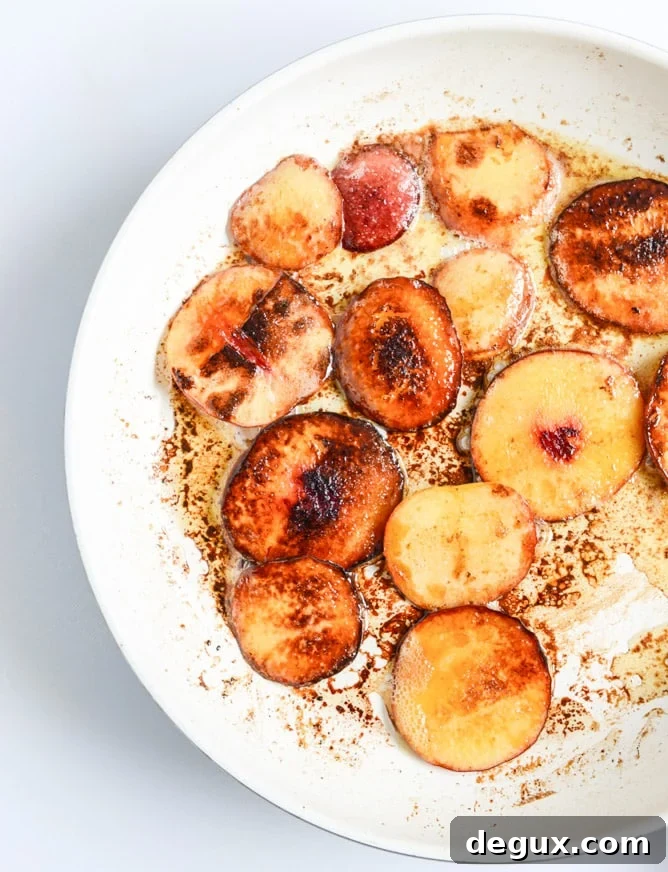 caramelized peach, mascarpone + chocolate grilled cheese I howsweeteats.com