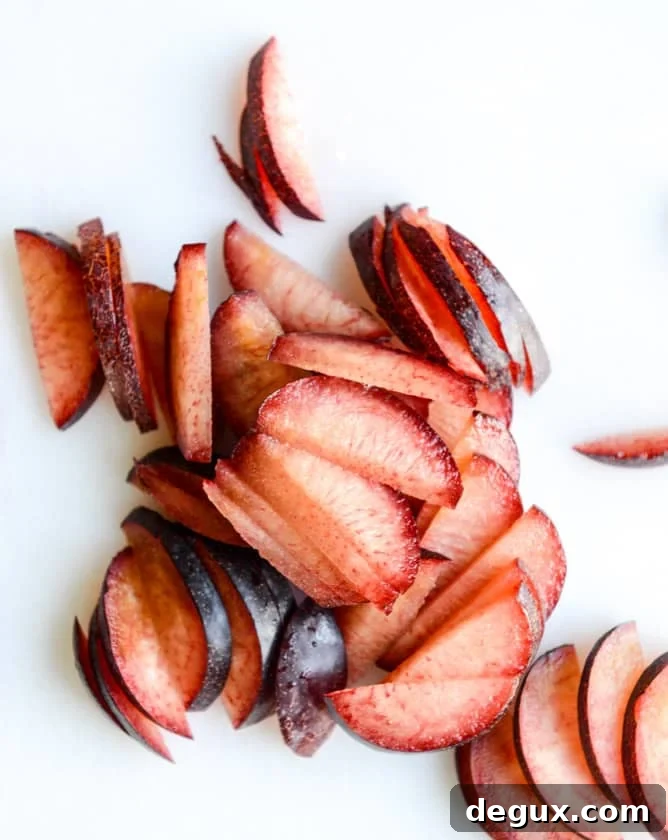 baked breakfast quinoa with plums and pistachios I howsweeteats.com