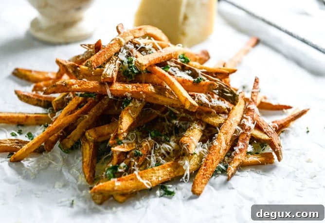 200 Game-Day Recipes for Football Season: Crowd-Pleasing Snacks & Dips 3 200 recipes for football season! I howsweeteats.com