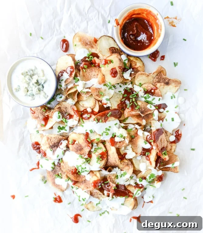 Homemade Potato Chips with Sriracha BBQ Sauce and Greek Yogurt Blue Cheese I howsweeteats.com
