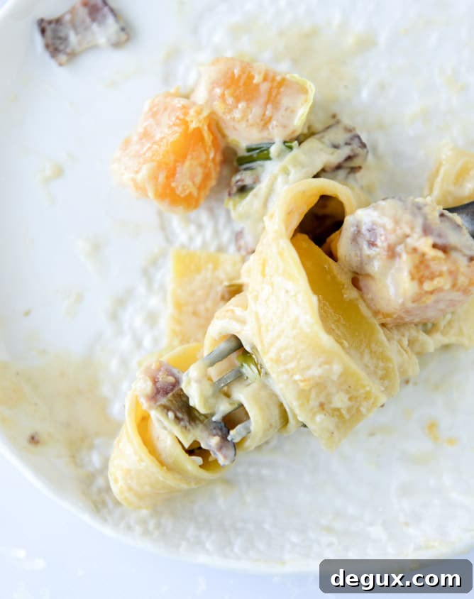 creamy butternut, bacon and leek pappardelle I howsweeteats.com