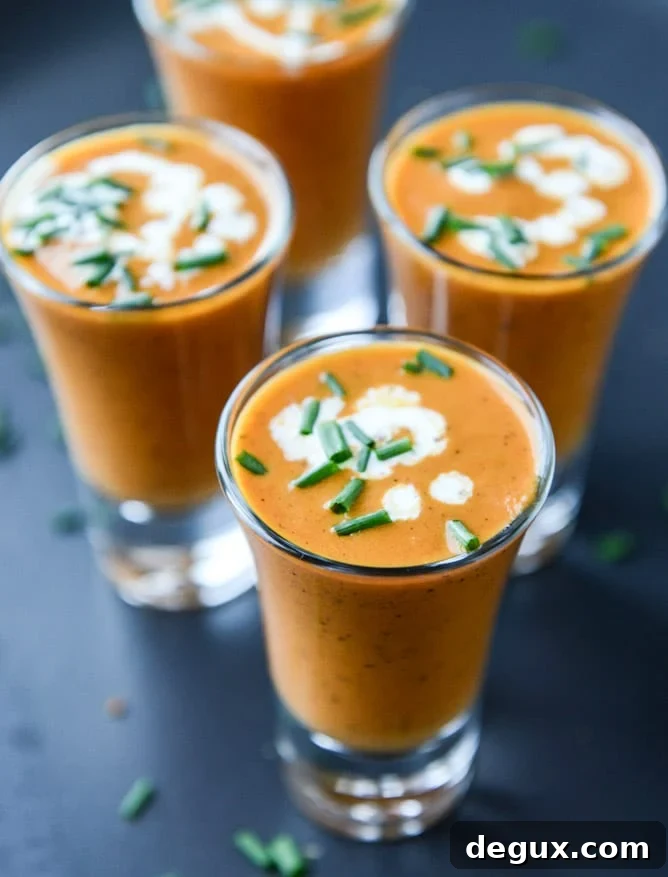 Creamy Tomato Soup Shooters with Crispy Grilled Cheese Sticks (Video) 6 creamy tomato soup shooters with three cheese grilled cheese sticks I howsweeteats.com