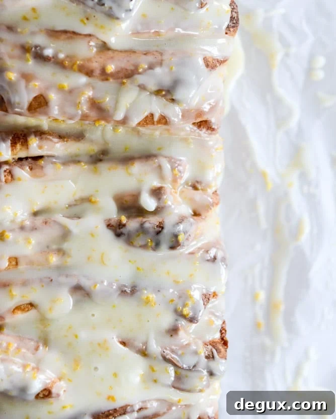 sweet orange cinnamon pull apart bread I howsweeteats.com