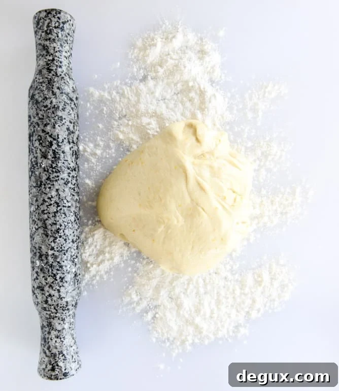 sweet orange cinnamon pull apart bread I howsweeteats.com