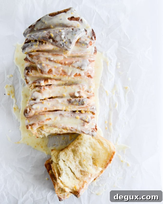 Sweet Orange Cinnamon Pull-Apart Bread (Video Tutorial) 8 sweet orange cinnamon pull apart bread I howsweeteats.com