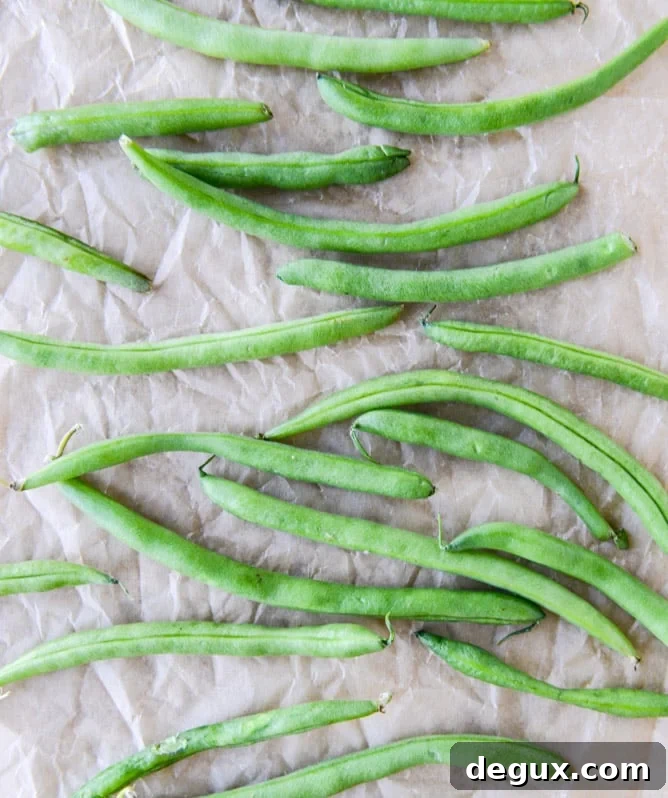 loaded skillet toasted green beans I howsweeteats.com