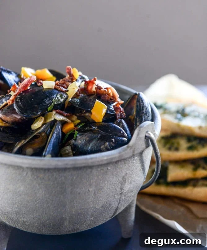 honey beer mussels with butter herb baguettes I howsweeteats.com