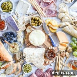 Build the Ultimate Cheese Board + 3 Mini Cheeseball Recipes 11 img 40929 10