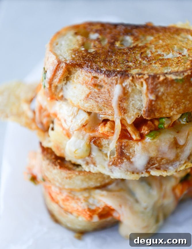 Buffalo Chicken Grilled Cheese with Beer Cheese Fondue 5 buffalo chicken beer cheese grilled cheese I howsweeteats.com