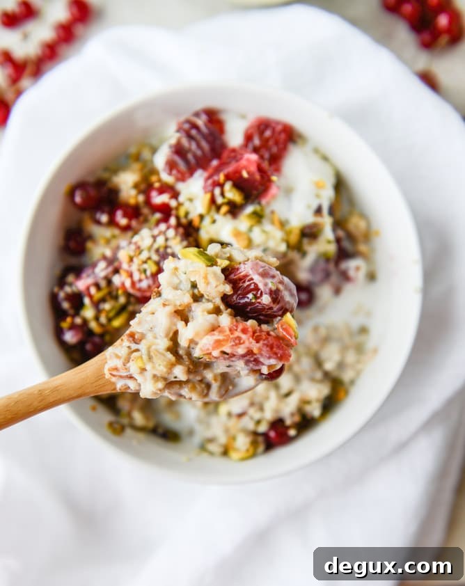 Butter-Toasted Oat Breakfast Bowls Recipe for Creamy Morning Oats 7 butter-toasted oat breakfast bowls I howsweeteats.com