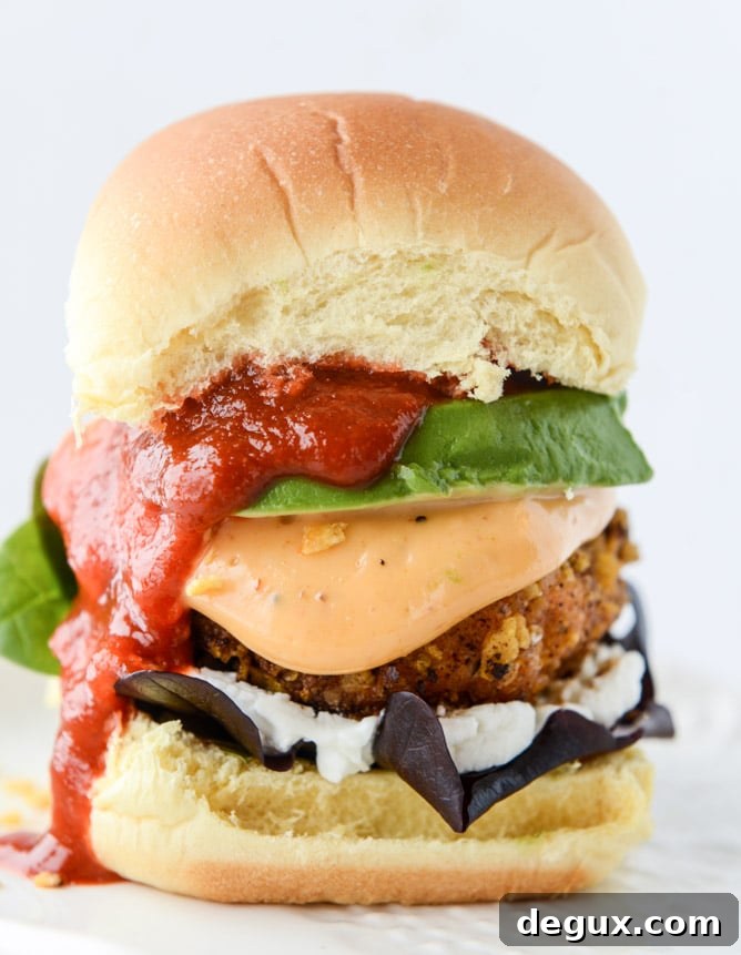 Chipotle Salmon Sliders with Crispy Tortilla Crust 2 tortilla crusted chipotle salmon sliders I howsweeteats.com