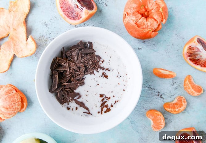 chocolate covered clementine smoothie I howsweeteats.com