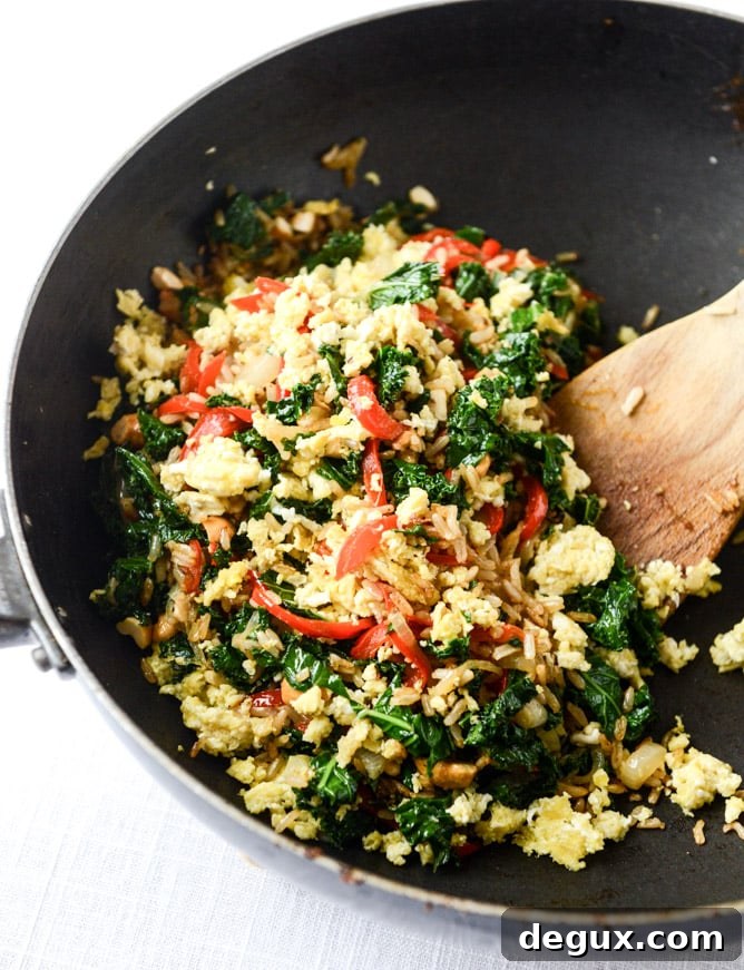 Garlic Kale & Cashew Fried Rice Recipe for Flavorful Weeknight Meals 3 garlic kale and cashew fried rice I howsweeteats.com