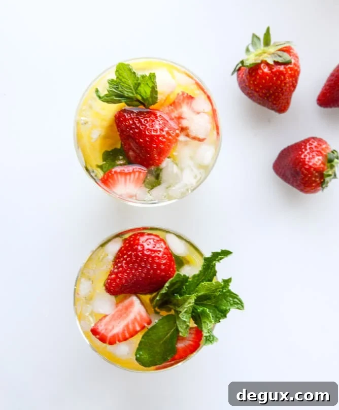 pineapple sangria I howsweeteats.com