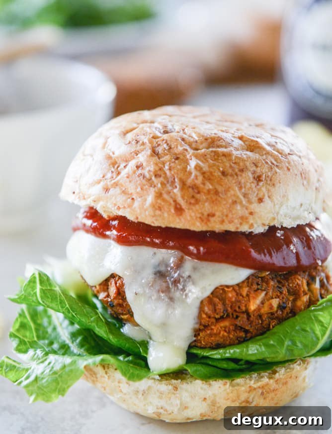 cheesy crunchy crispy chickpea burgers I howsweeteats.com