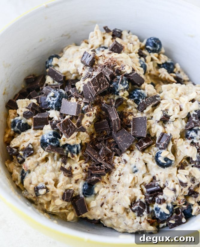 blueberry breakfast cookies I howsweeteats.com