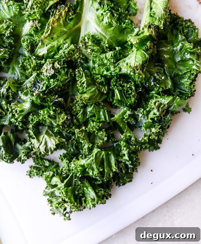 grilled kale BLT dip I howsweeteats.com