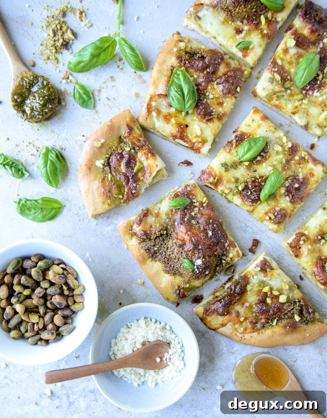 pistachio pesto pizza with fresh mozzarella and honey I howsweeteats.com
